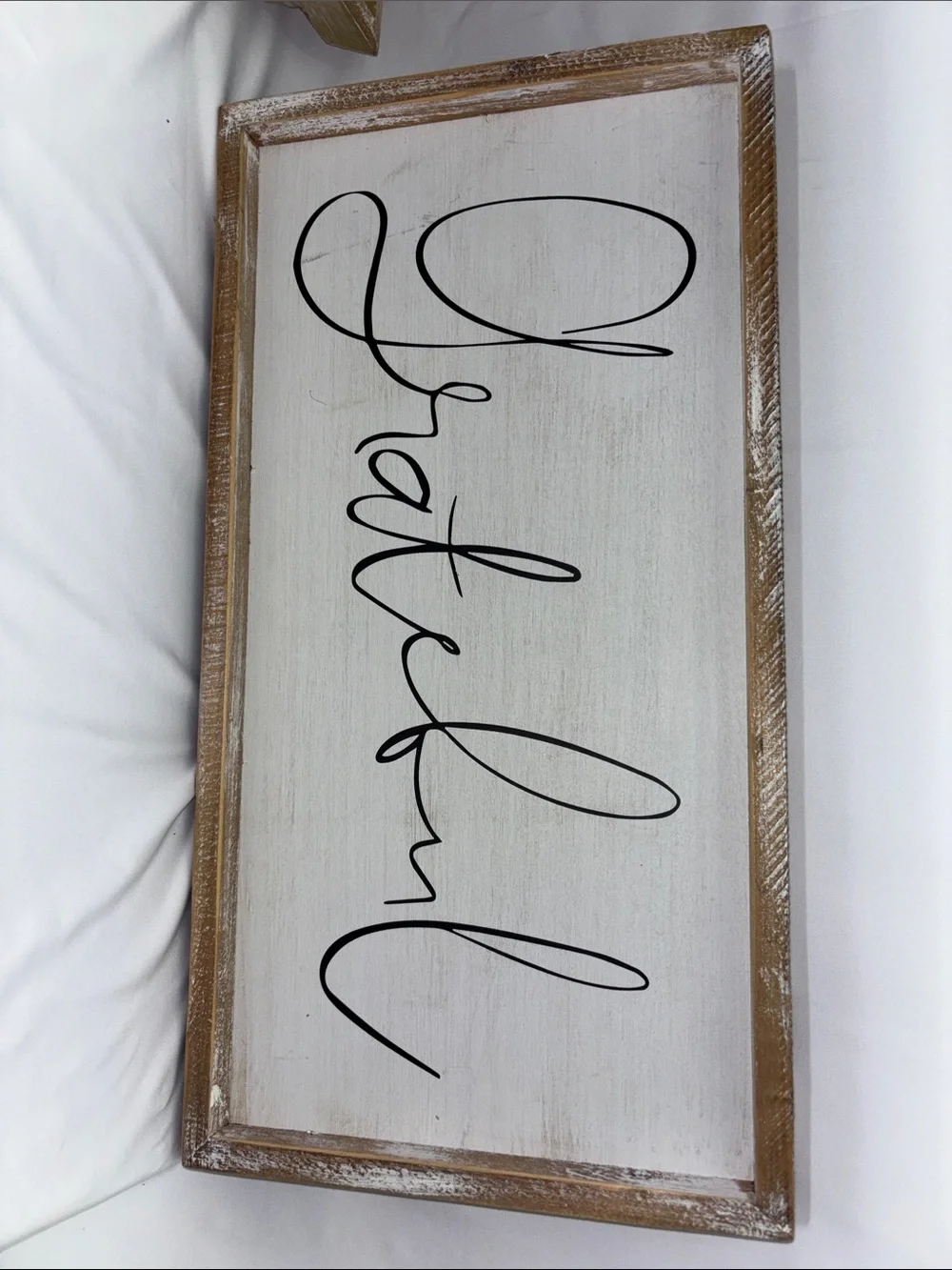 White and Black 'Grateful' Wood Wall Sign